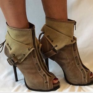 Preowned Open Toe Khaki Aldo Boots